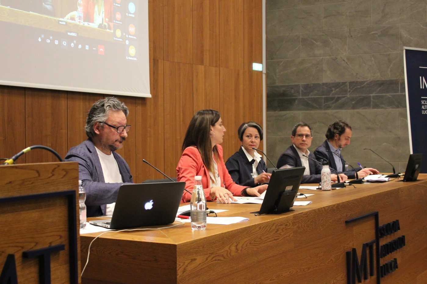 Federica Masci moderating the WUDSIE session at the SIE Conference, IMT Lucca